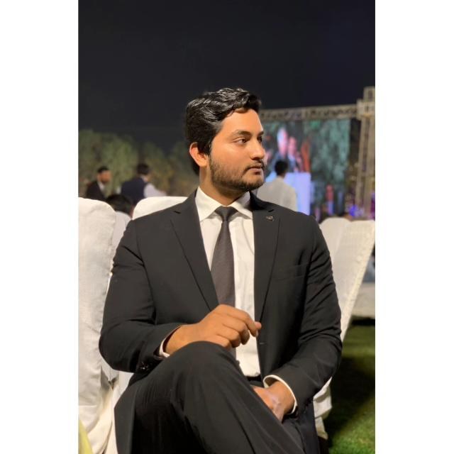 Rana Huzaifa Akhlaq, Advocate at Rana Law Chambers